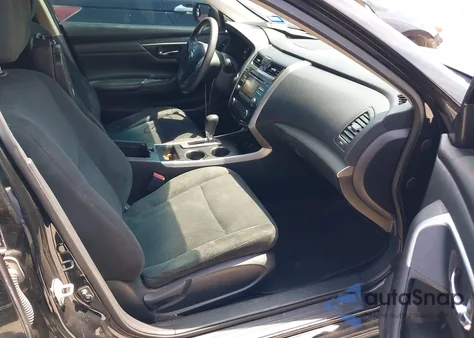 2015 Nissan Altima 2.5 from USA, damaged, VIN 1N4AL3AP4FN919381